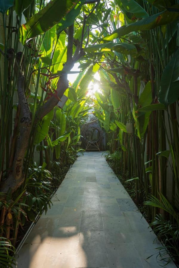 Astera Villa Seminyak By Ini Vie Hospitality المظهر الخارجي الصورة