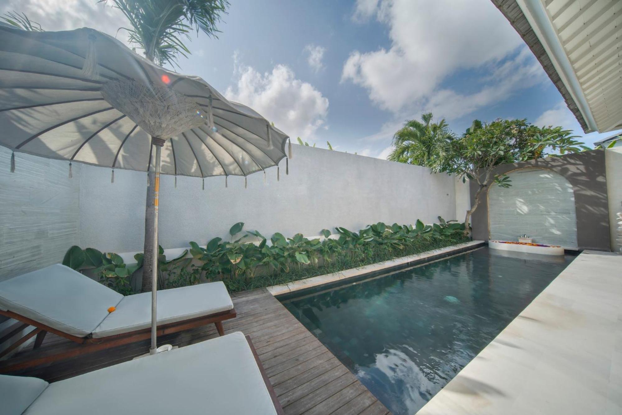Astera Villa Seminyak By Ini Vie Hospitality المظهر الخارجي الصورة