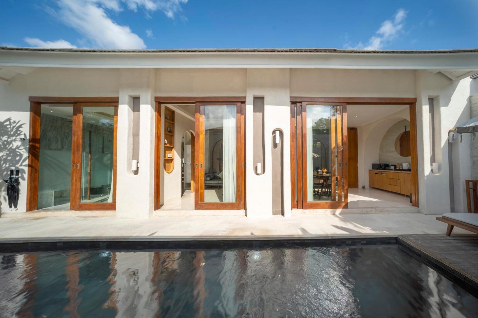 Astera Villa Seminyak By Ini Vie Hospitality المظهر الخارجي الصورة